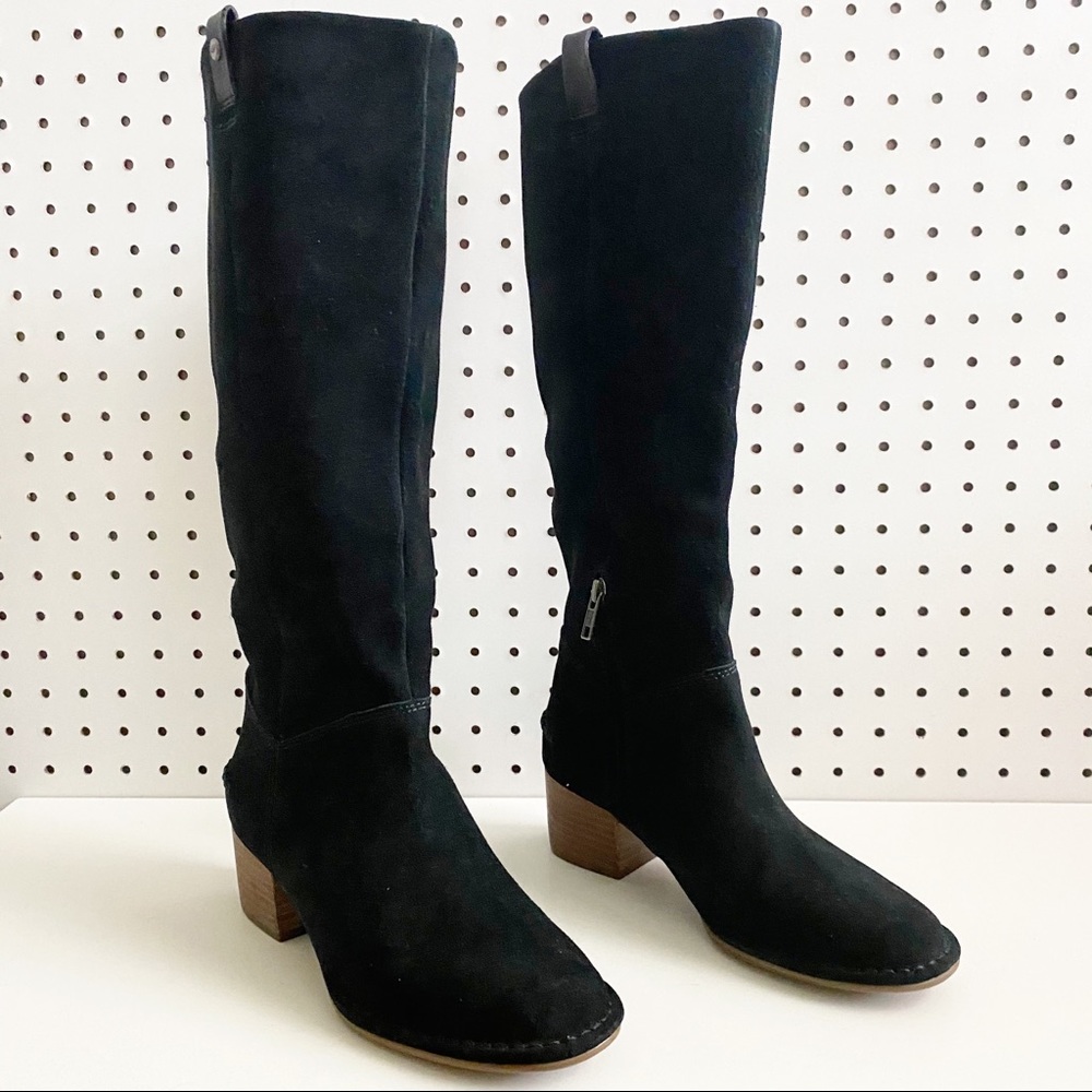 UGG | Arana Tall boot